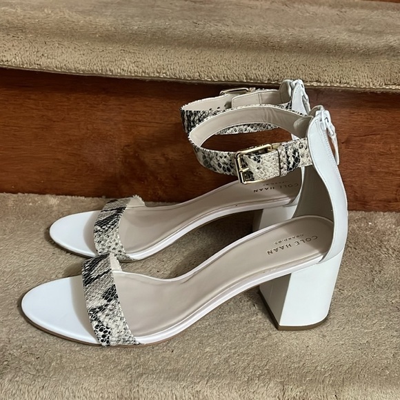 COLE HAAN Leopard Print Heels Sandals Size 10 B Excellent Condition Like… - Picture 4 of 12